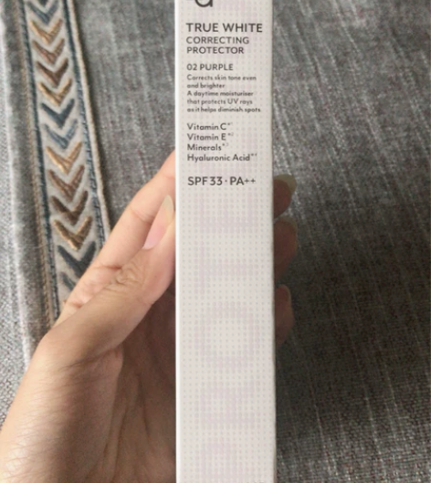 Za 姬芮 新焕真皙润色隔离霜 紫色 包邮...