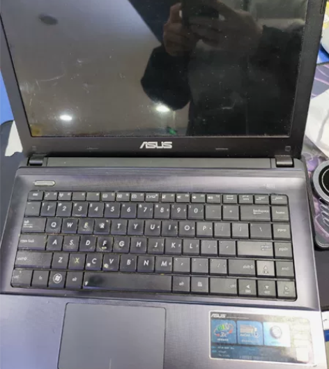 华硕K45D笔记本 尸体，电池充不起电，带...