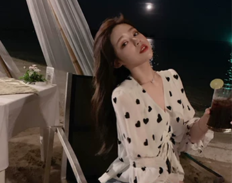 美美的夏夏雪纺连衣裙新款夏拼接小黑裙子超…...