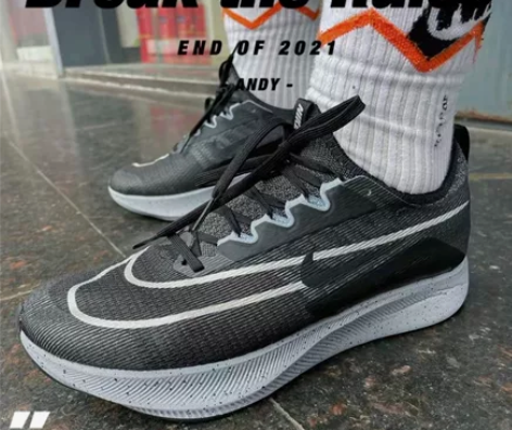耐克 Zoom Fly 4 马拉松跑步鞋 ...