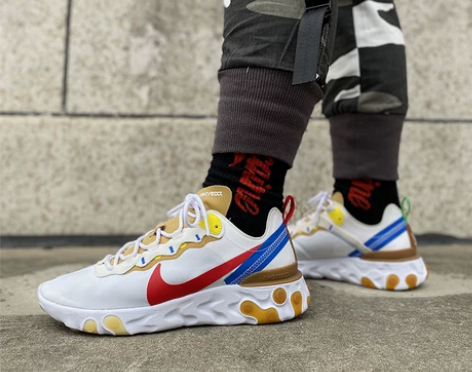 Nike React Element 55...
