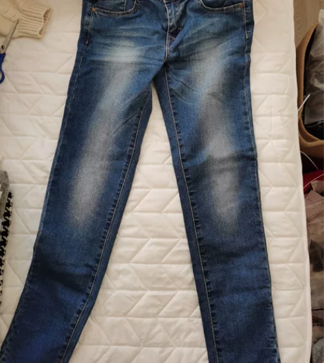 森马牛仔裤，全新，吊牌已拆，包邮，售后不退...