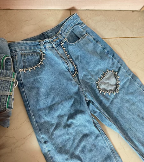 m码牛仔裤 直筒裤 感兴趣的话点“我想要”...