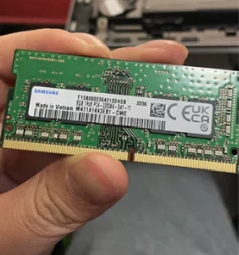 三星内存(8g×2)3200频率,新电脑拆...
