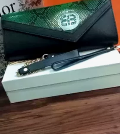 真皮女包斜挎百搭大容量手拿包女时尚手抓女士...