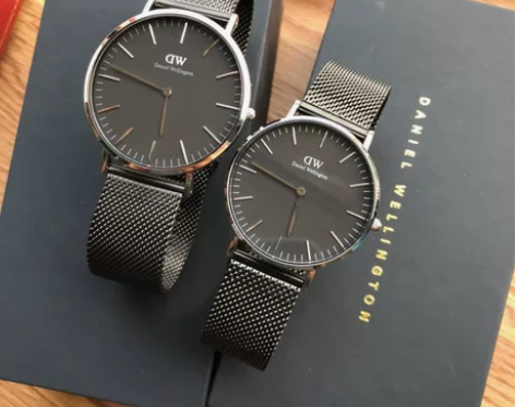 【亏本包邮】全新未拆封DW简约时尚情侣男女...