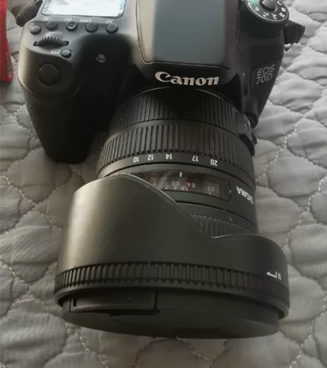 佳能70D单反套机,几乎全新,没怎么用过,...