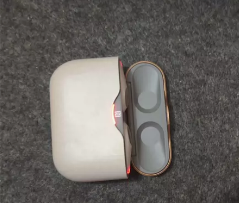 索尼无线蓝牙耳机 顺丰到付 自用的，缺钱出...