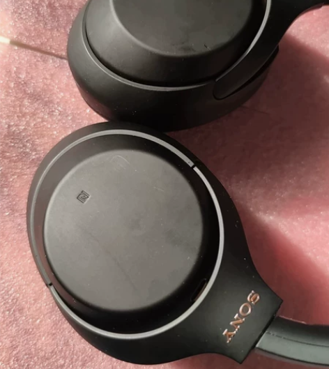 索尼xm4 头戴耳机 缺钱了，想卖掉，功能...