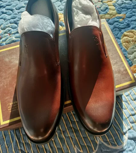 骆驼男士皮鞋  全新未穿商场正品  265...