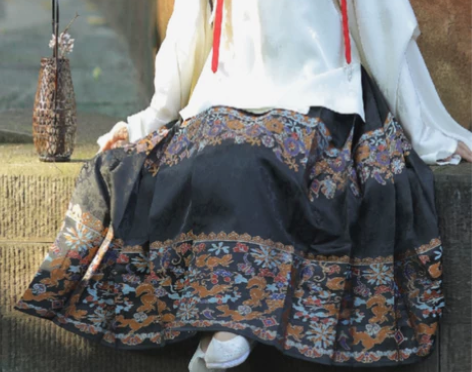约换拉勿拍【2019淘宝造物节限定】兰若庭...