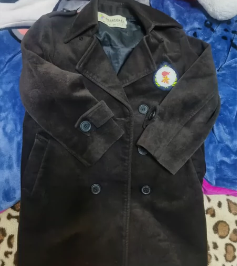 厚德外国语大衣校服130码 感兴趣的话点“...