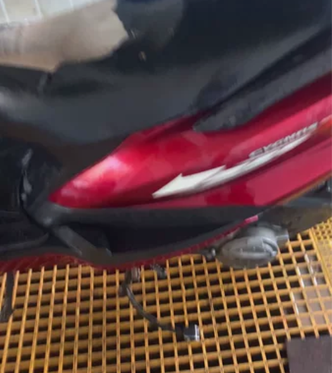 豪爵摩托车，刚换的化油器，平时很少开，没啥...