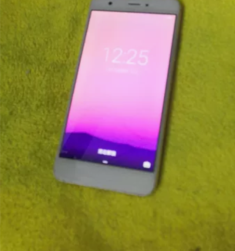 华为nova全网4+64g,9成新,功能使...