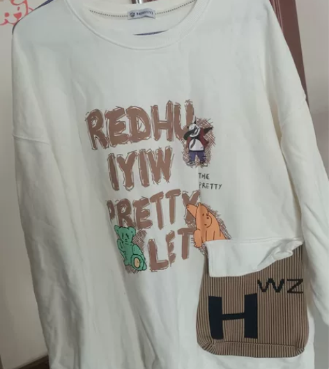 男士卫衣几乎全新专卖店买的，几乎全新，因瘦...