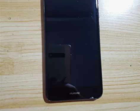 华为畅享七3+32黑 正常使用，橙色一般功...