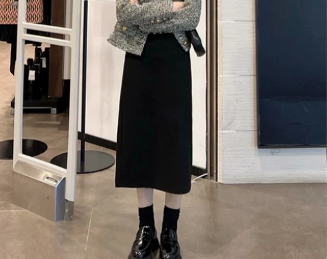 黑色毛呢半身裙女中长款小个子a字高腰西装显...