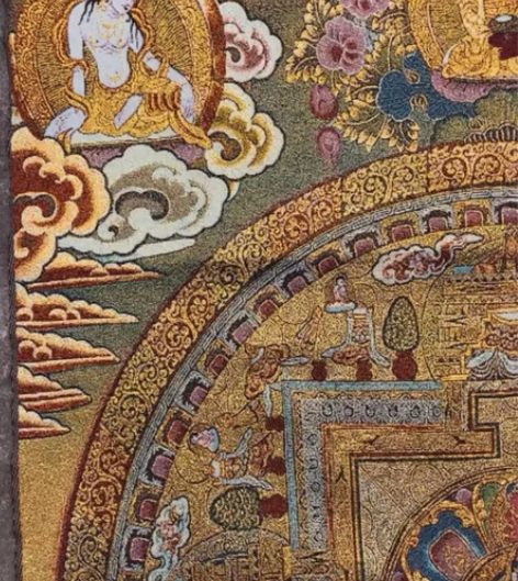 之前高价买的坛城唐卡刺绣织锦画，一直放在柜...