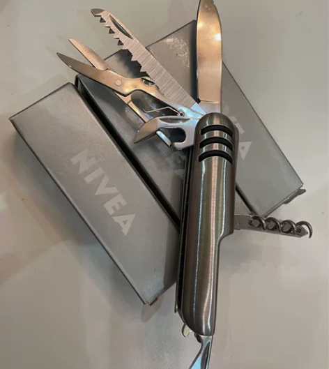 多功能折叠水果刀 军刀 多功能折叠刀 水果...