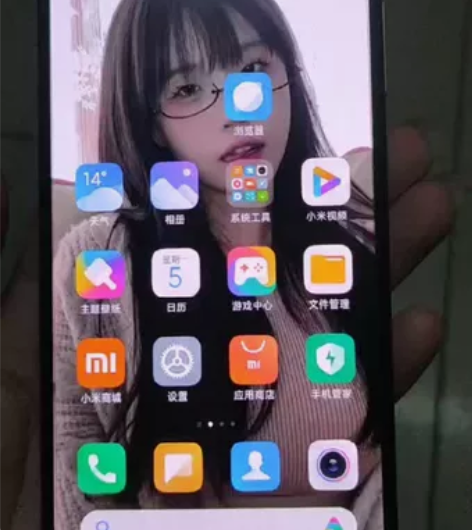 红米k40pro  8+256 有点小磕碰...