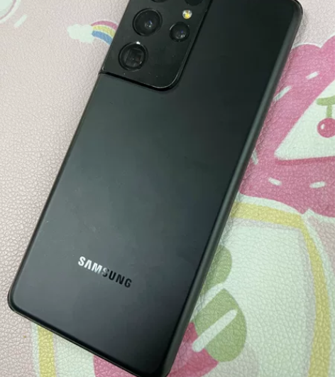 出自用国行三星s21u，12+256，屏幕...