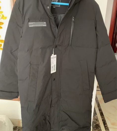 雪中飞羽绒服男 全新的，细节如图。另有各种...