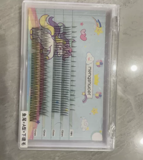 睫毛用不了 高光膏也不太会使用 日期可能不...