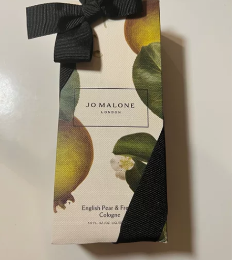 祖马龙香水 全新精致包装 生日朋友送的 香...