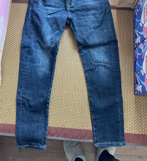 闲置牛仔裤。品牌未知。 需要联系哈。低价出。