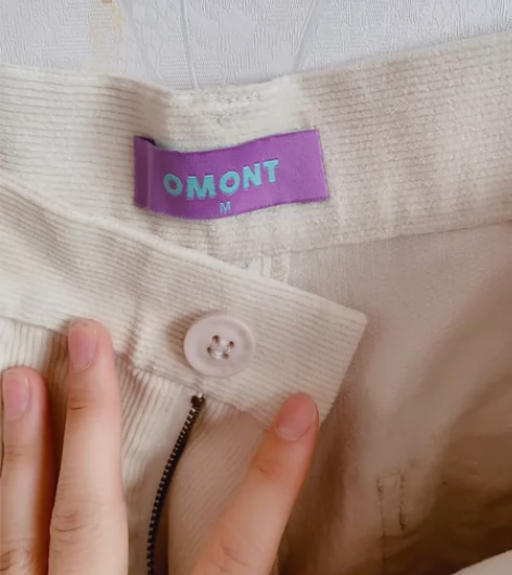 蛋挞家灯芯绒阔腿裤，全新未穿未洗，有备用扣...