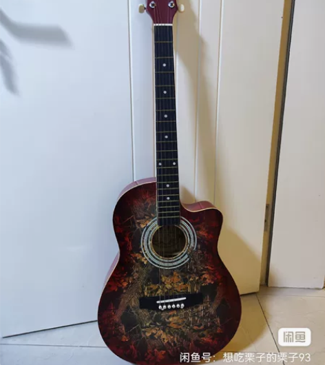 精美民谣吉他，朋友送的，没怎么弹过。造型优...