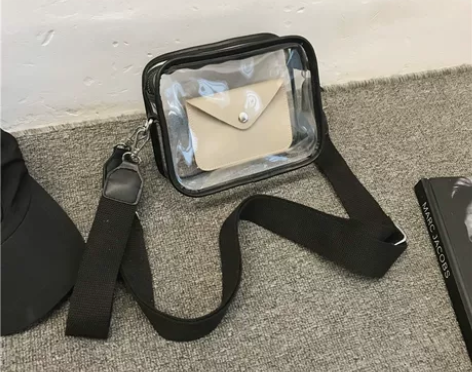 ?娃包 斜挎包男透明包包日系休闲果冻包in...