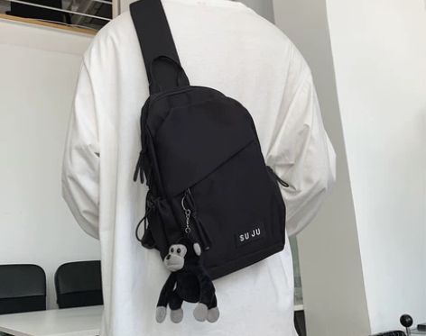 斜挎包男士潮牌小型休闲胸包男小挎包夏季in...