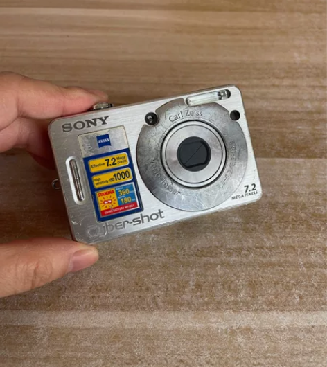 卡尔蔡司镜头索尼 W70高性价比老款数码相...