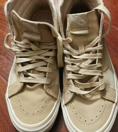 二手正品VANS高帮米色板鞋42 新旧如图...