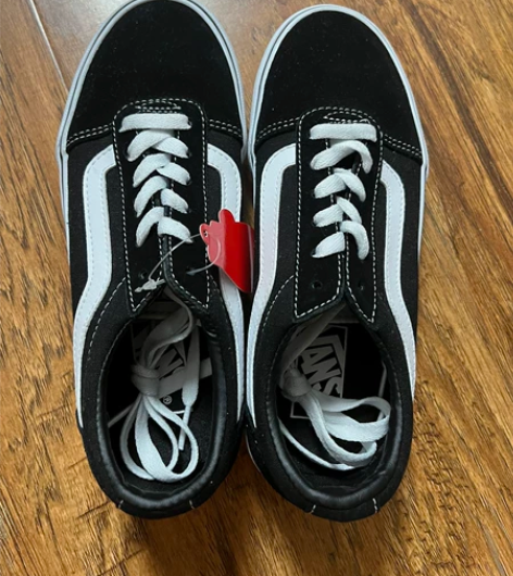 Vans 36.5码 感兴趣的话点“我想要...