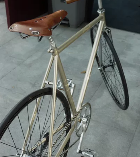 （闲置）FarFar复古死飞倒刹城市自行车...