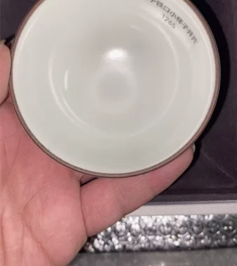 天予窑【刘钦莹甜白铁口杯】 油润度极佳，猪...