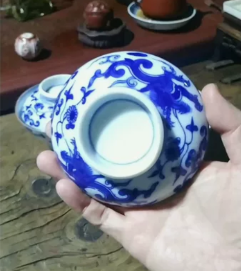 日本龙纹青花老瓷盖碗2客，尺寸:口径11厘...