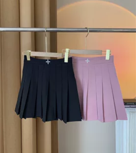 NN家百褶裙 仅试穿 标签都还在 包邮