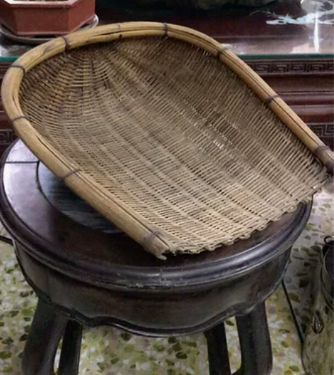 民国老竹编簸箕,适合用于茶道。历经沧桑保存...