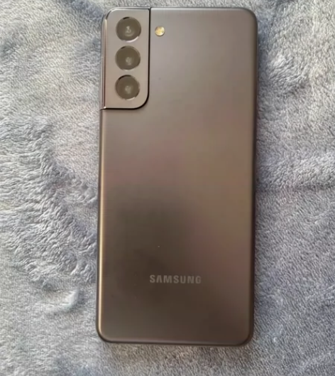 帮朋友出的,三星s21,国行8256,成色...