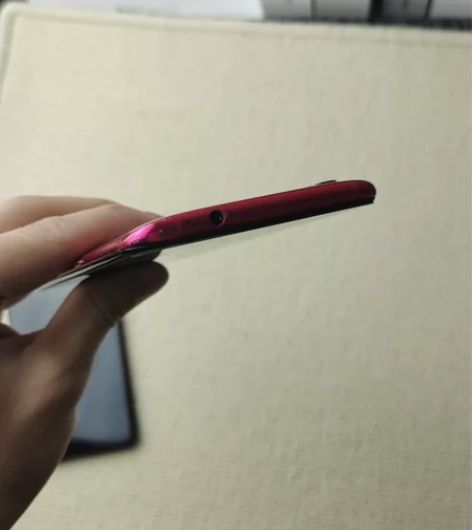 vivo二手手机，学生价特别便宜 8+16...