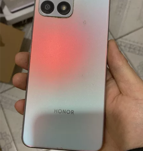 华为 荣耀x30i    屏幕内爆了，可以...