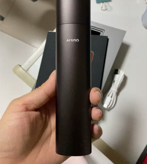 AMIRO射频美容仪，全新，朋友送的，一直...