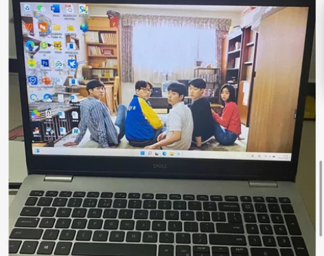 戴尔电脑。只支持同城见面交易 入手渠道：京...