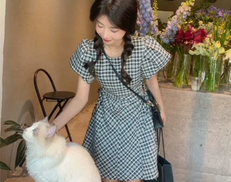 SOLO爆爆 设计感小众减龄学院风短款泡泡...