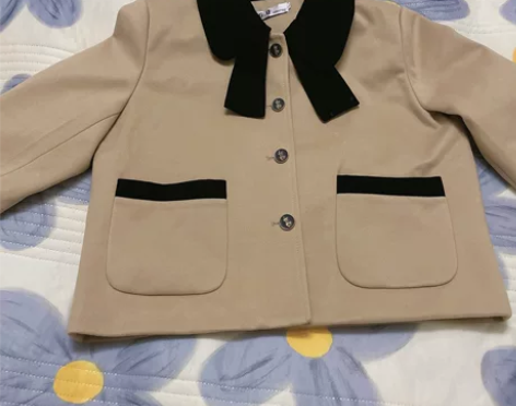 全新，加绒加棉加厚毛呢小香风，百搭款，搭裤...