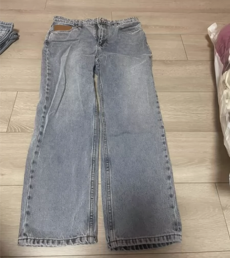 牛仔裤120三条 感兴趣的话点“我想要”和...