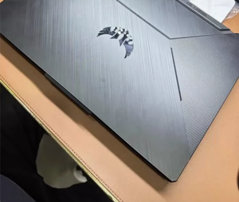 新收华硕飞行堡垒游戏本 i7-10870H...